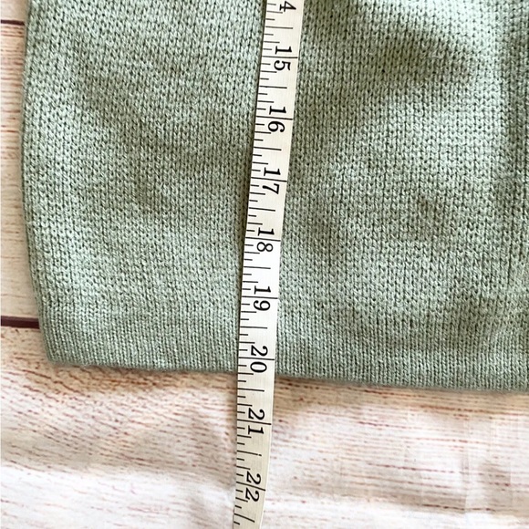 Poof Green Pullover Ruffle Tiered Sleeve Sweater - Picture 7 of 7